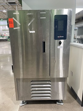 Auction Alert: Bid on High-End Grocery Equipment!